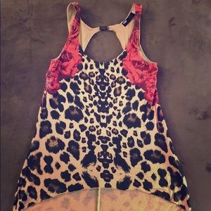 Women’s Fox tank! Super cute